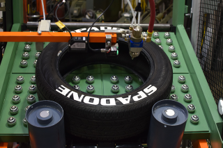 White-Sidewall-Sprayer1