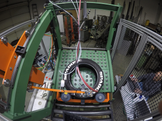 White-Sidewall-Sprayer5